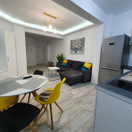 Gemene And Pool Apartamento *